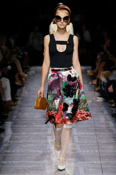 Look 38